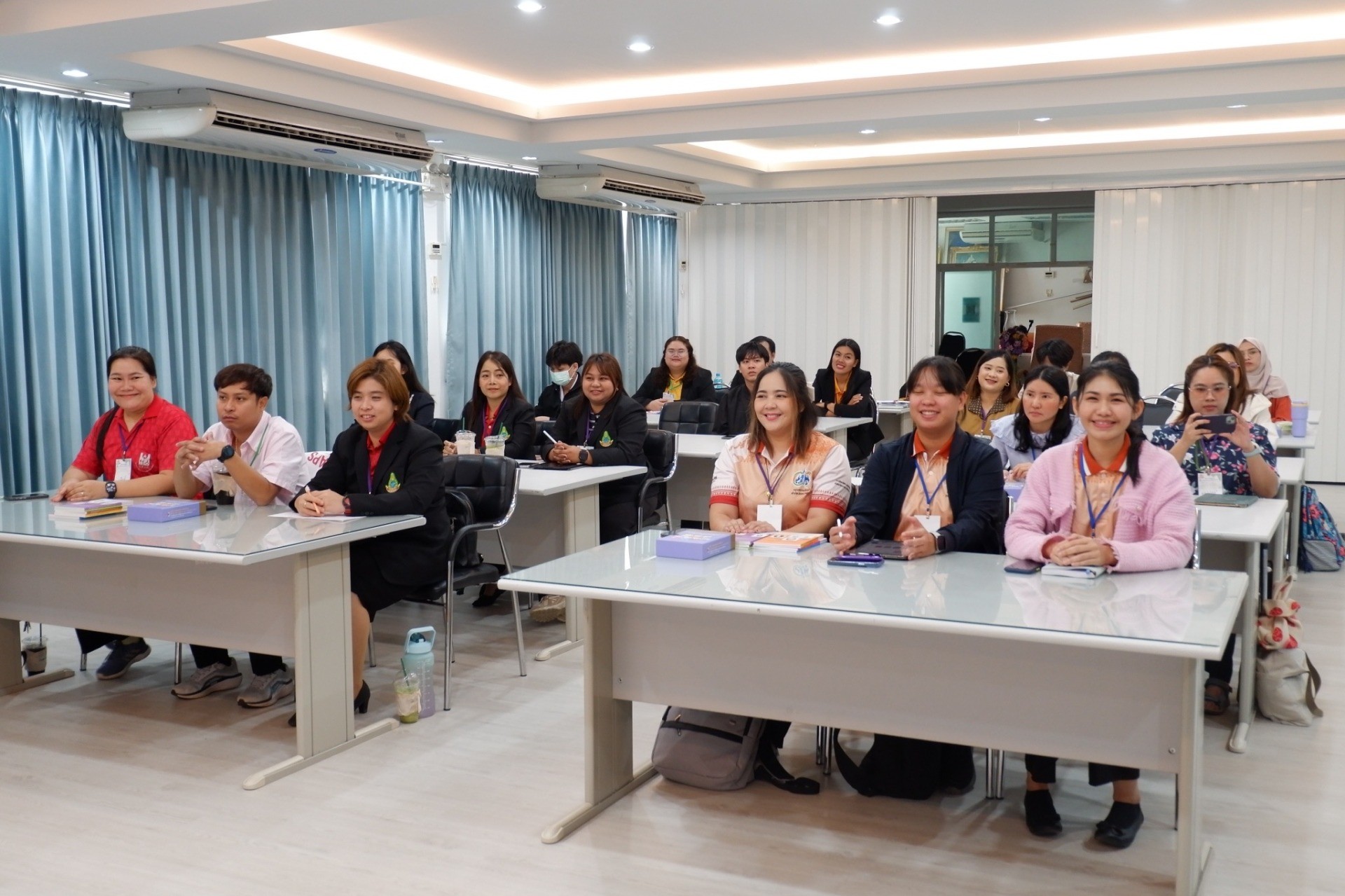 タイ現地理学療法士向け 事例検討会